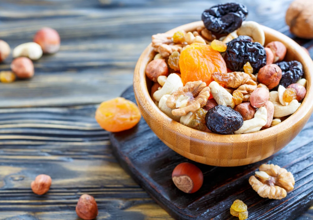 The Nutritional Benefits of Dry Fruits in the Rainy Season